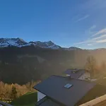 Apartment 4br With Panoramic Mountain Views